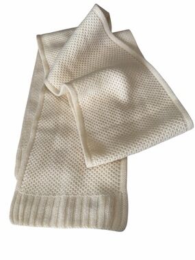 Jaclyn Smith 100% Cashmere Scarf Ivory 62” x 7”